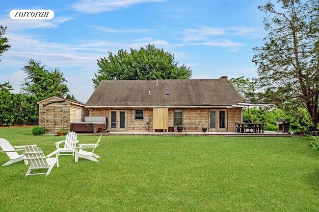 Photo - 329 Newlight Ln