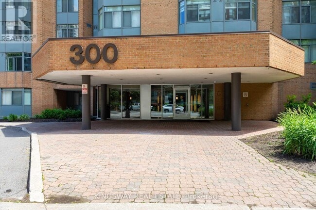 Photo - 300 Webb Dr Unit 1004