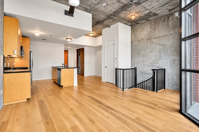 1050 Island Ave Unit 106