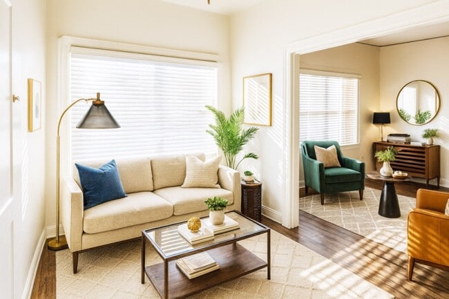 Photo - Park Regent Apartments