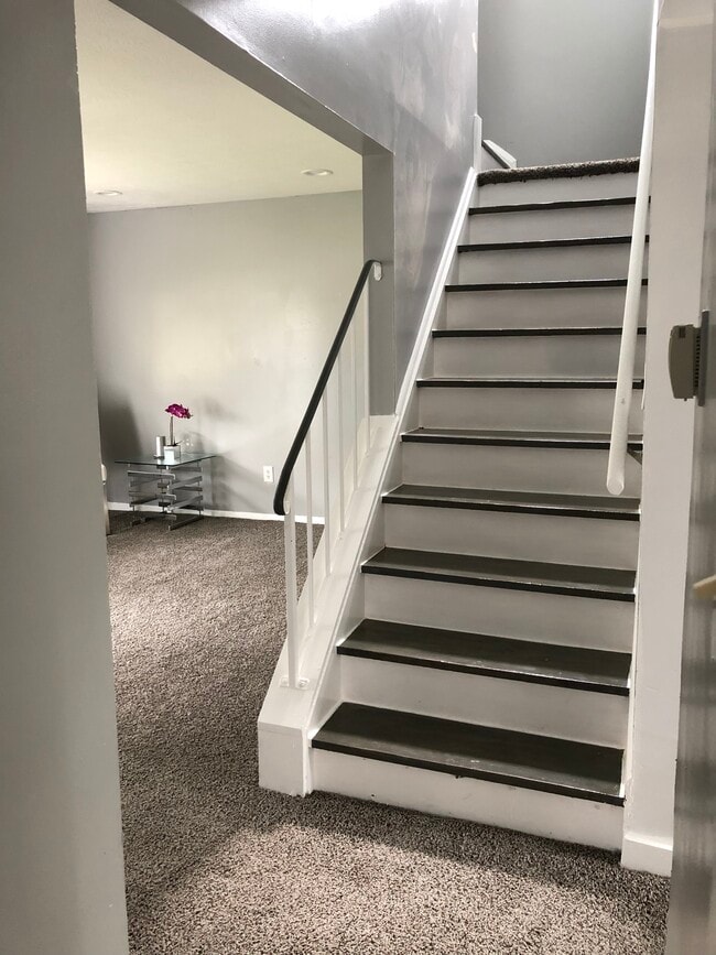 Photo - 4692 E 173rd St