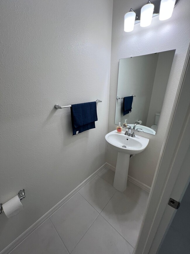 Photo - 2759 Raindrop Run St