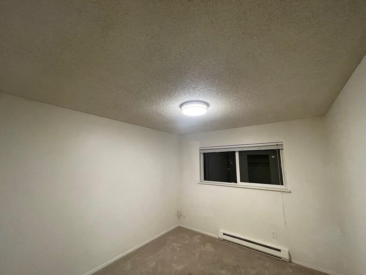 Bedroom 2 - 426 75th St SE Unit 103