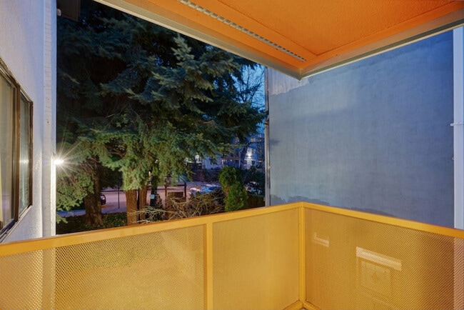 Photo - 1855 W 2nd Ave Unit SI ID1051802P