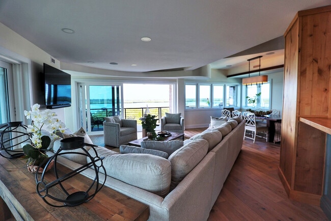 Building Photo - 6958 Turtlemound Rd Unit ID1246621P Rental