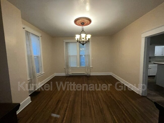 Photo - 720 E D St