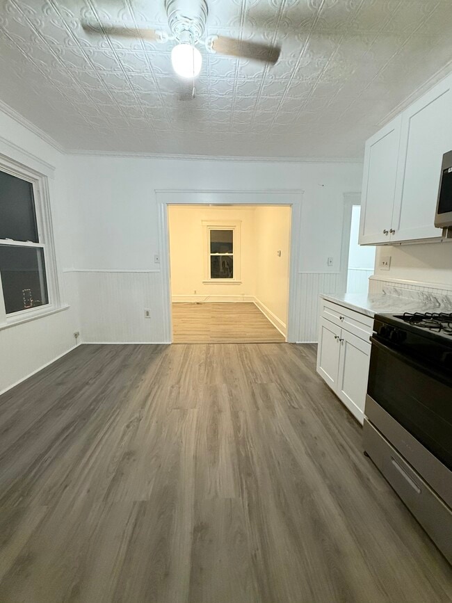 Photo - 242 4th Ave Unit 2