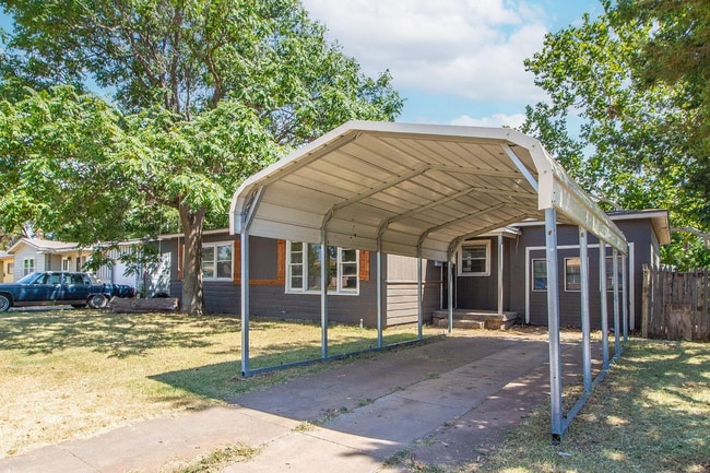Photo - Updated 3 Bedroom Home for Rent in Central Lubbock!