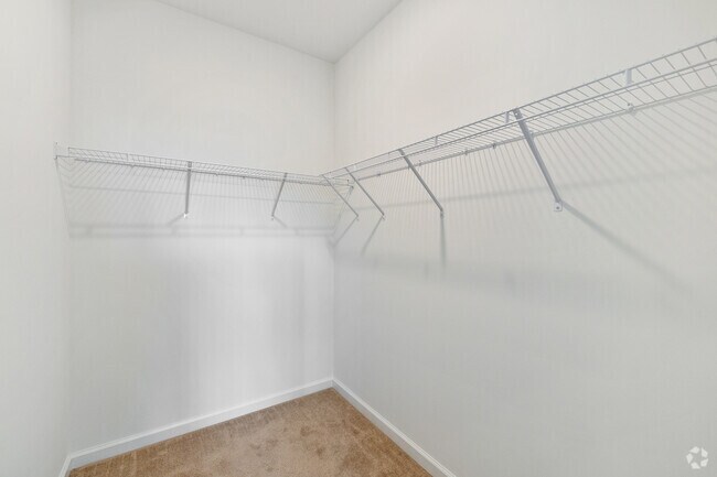 2BR, 2BA - 1,172SF - Second Bedroom Closet