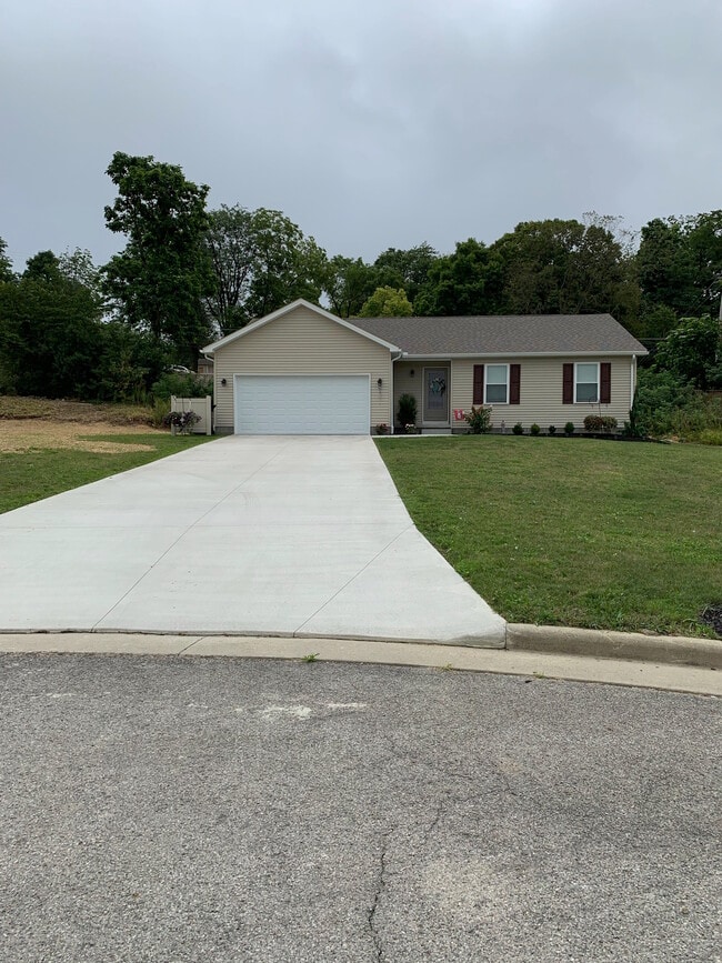 Building Photo - 100 Covington Cove