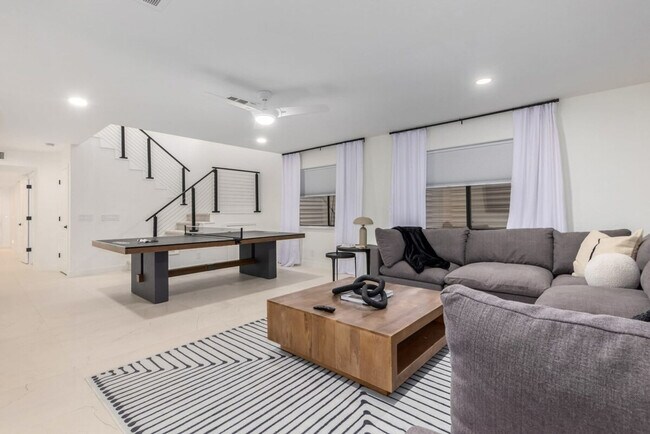 6033 E Anderson Dr Unit SI ID1558596P