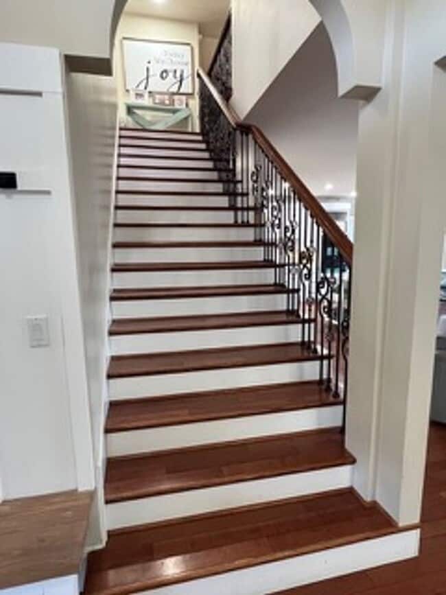 Photo - Very Spacious 6 bedroom home with amazing ...