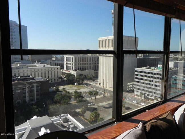 Building Photo - 311 W Ashley St Unit 1501