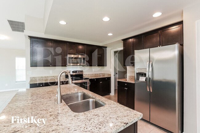 Photo - 23 NW 27th Ln