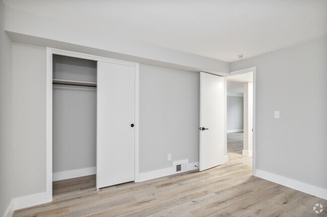2BR, 1BA - 975SF - Primary Bedroom