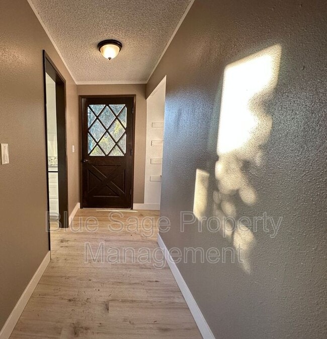 Photo - 43 Breeze Way