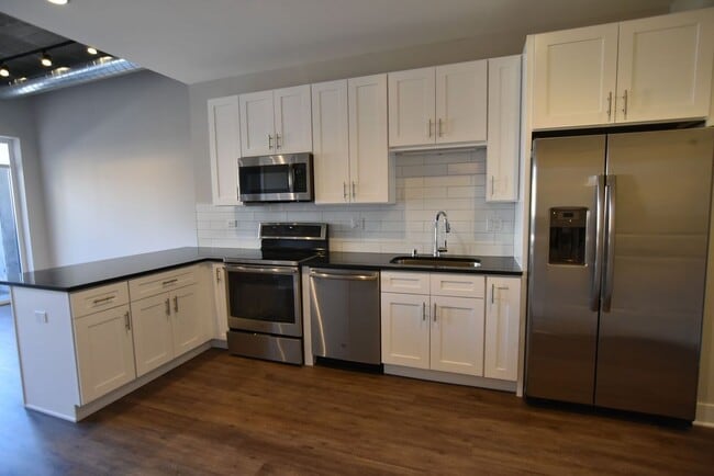 Photo - 3833 N Broadway Unit 316