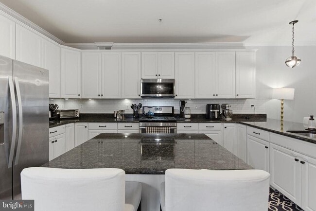 Photo - 7722 Dagny Wy