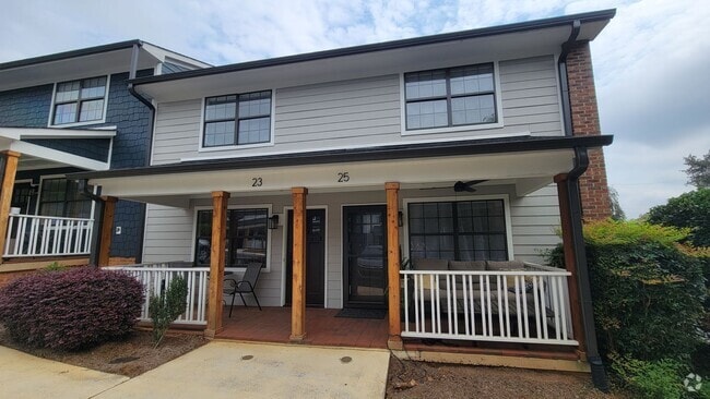 Building Photo - 2 Bed, 1.5 bath Townhome Available in Down...