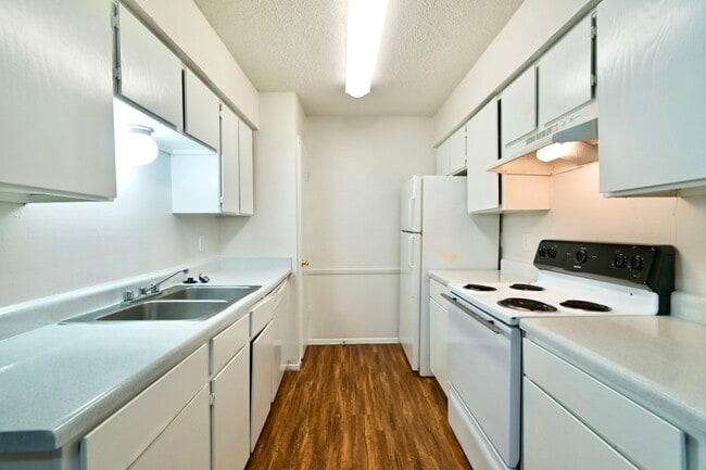 Photo - Meadow Ridge Apartments -