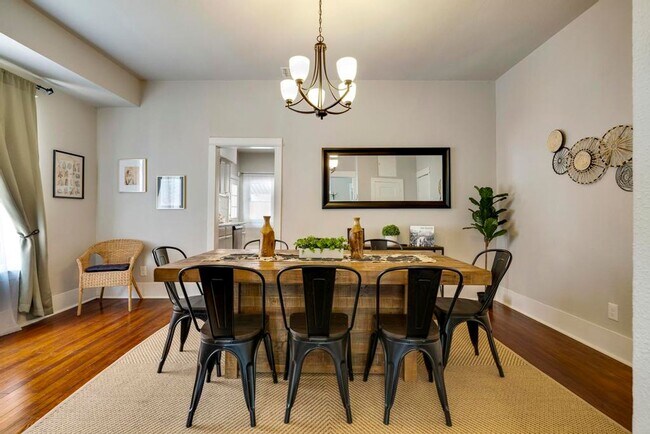 Photo - Fully Furnished 3 bedroom 2 bath  for 2 we...