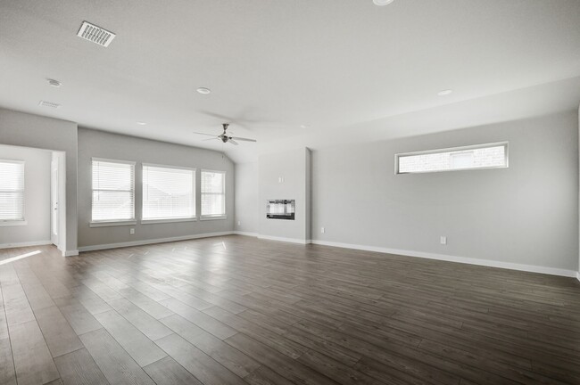 Photo - 364 Braves Wy