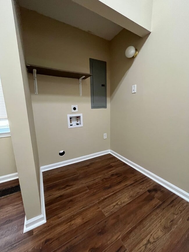 825 E Henry St Unit A