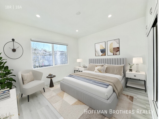 2431 W Ave 33 Unit 1/2