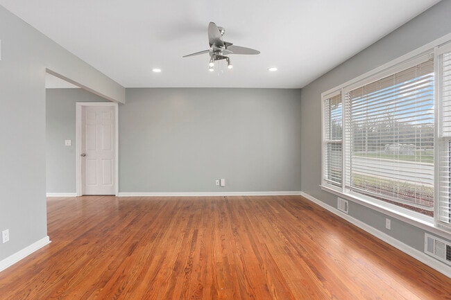 Photo - 1306 SW 3rd St