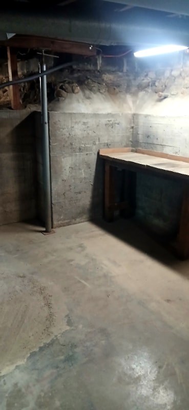 Photo - 606 Dodge St