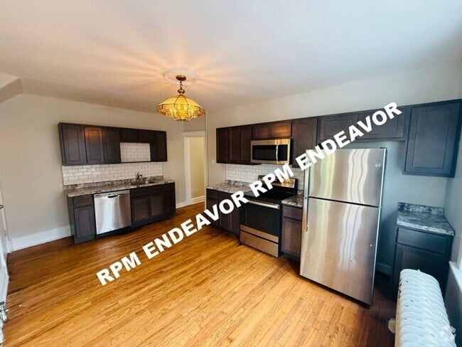 Building Photo - 4400- 4402 Minnesota Ave Unit 4402 1F Rental