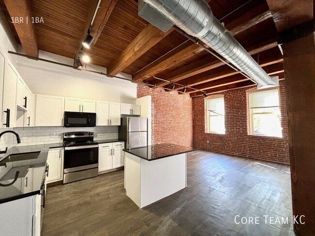 Beautiful 1 Bedroom Loft in River Market! - Beautiful 1 Bedroom Loft in River Market! Unidad 203