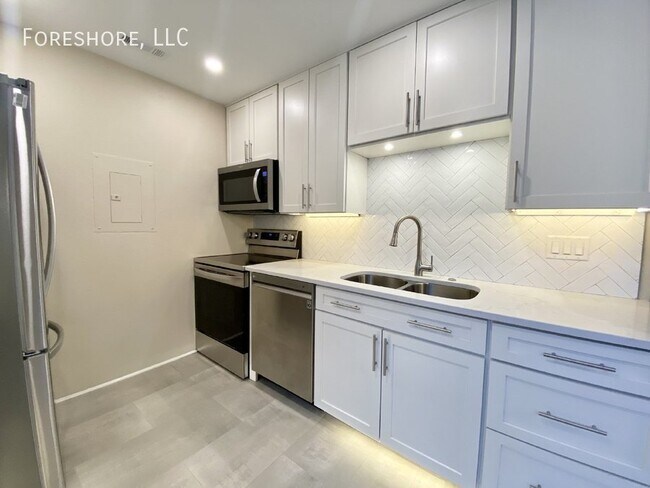 Photo - Modern and Completely Renovated Condo in t...