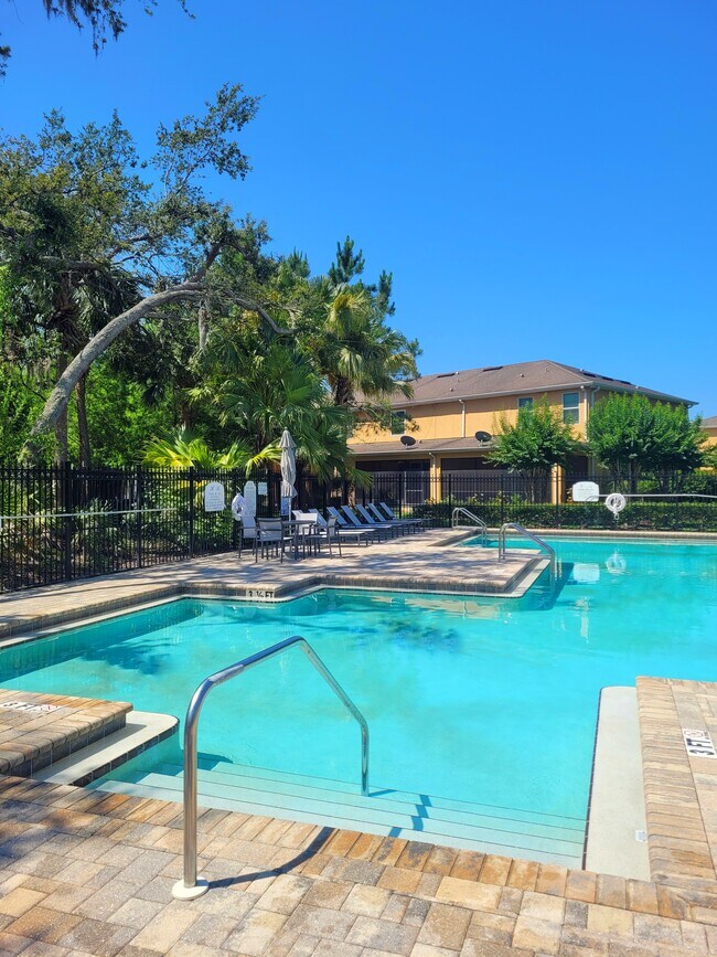 Photo - 8303 Pine River Rd