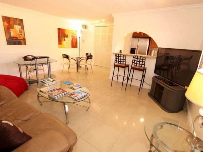 Photo - 1725 James Ave Unit 24