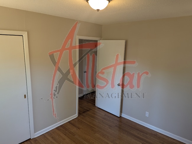Photo - 8838 Yorktown Dr