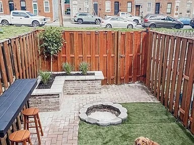 Photo - 1831 Light St