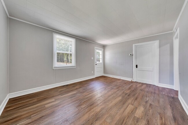 Photo - 1142 Sylvan Ave