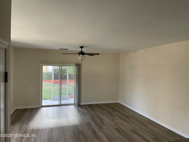 Photo - 3750 Silver Bluff Blvd Unit 1301