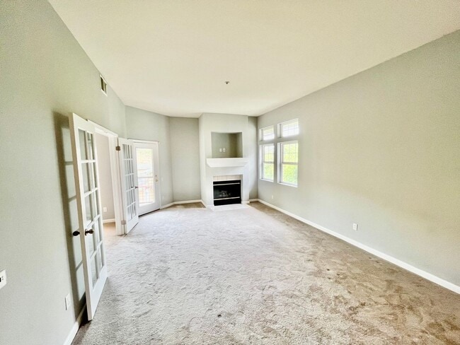 Building Photo - SPECTACULAR, ONE OF KIND BRISBANE 3 BED/2 ... Rental