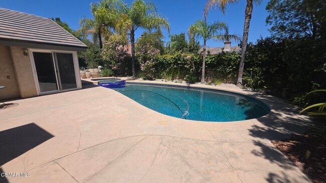 Photo - 2794 Parkview Dr