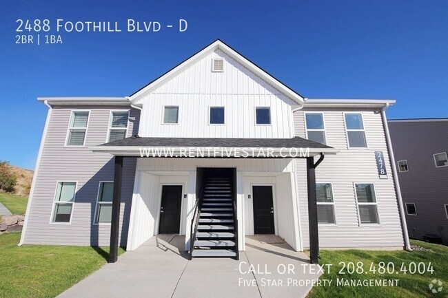 Building Photo - NEW 2023 CONSTRUCTION! Visit rentfivestar.... Unit D Rental