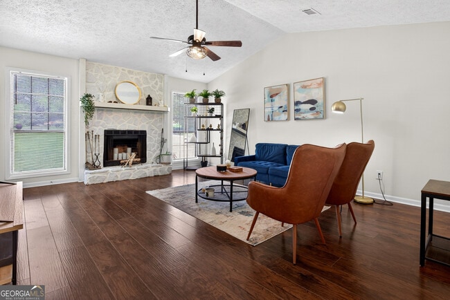 Photo - 11525 Matthews Trail