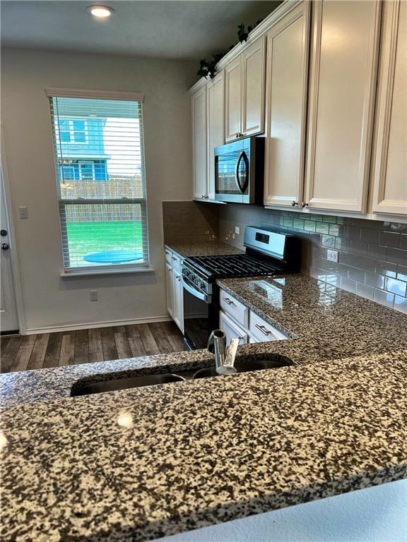 Photo - 517 Goat Willow Ln