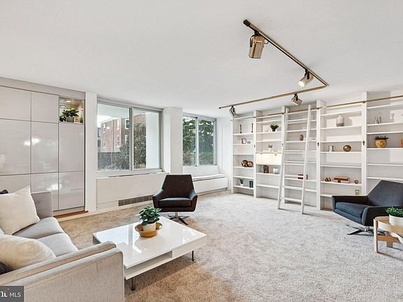 Photo - 604 S Washington Square Unit 12