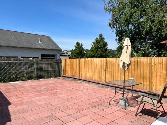 Photo - 5154 Cypress St Unit 5154