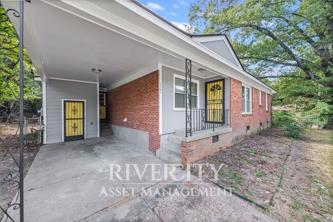Photo - Big 4 bedroom, 1-Bathroom Home In Frayser!...