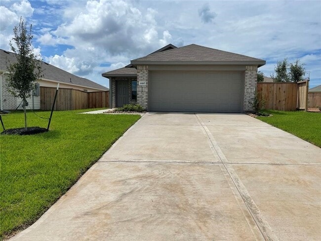 Building Photo - 440 Jewett Meadow Dr