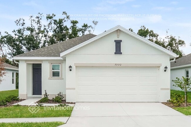 Building Photo - 7992 Majestic Palms Ct