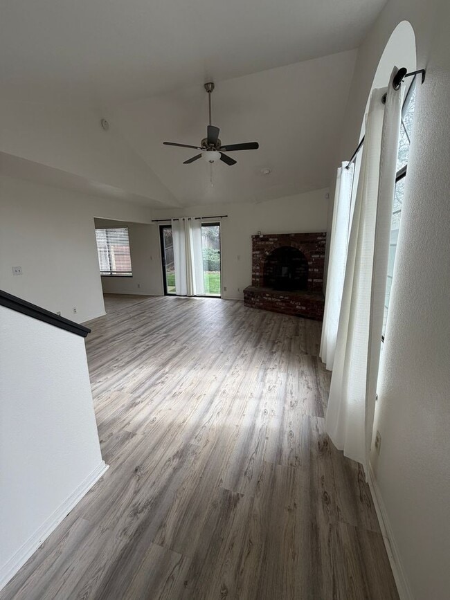 Photo - 3 Bedroom Home in Cameron Park